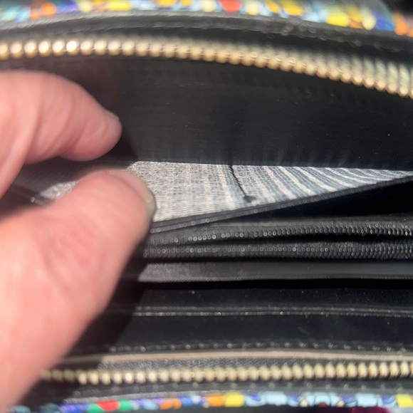 Colorful Puerto Rico Lizard Wallet - Picture 6 of 14